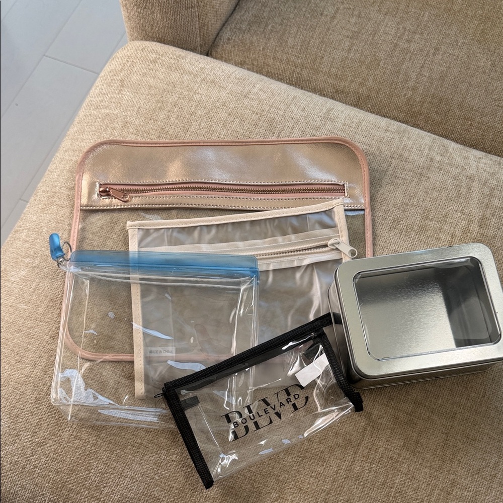 Assorted Clear Organizer Pouches